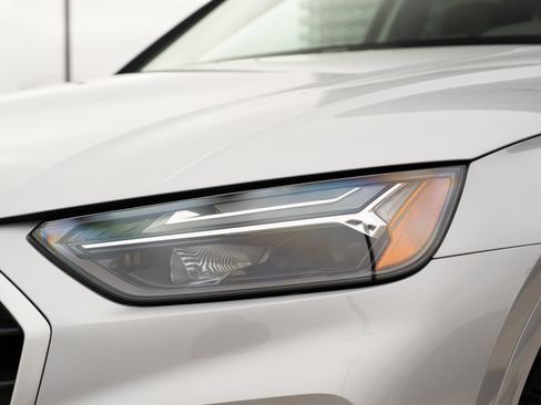 Certified 2023 Audi Q5 2.0T Premium w/ Convenience Package AWD/4WD image 35
