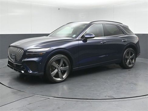 Used 2025 Genesis GV70 2.5T w/ Sport Prestige Package image 7