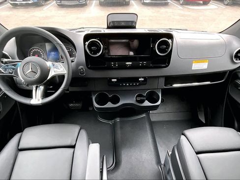 New 2026 Mercedes-Benz Sprinter 2500 image 5