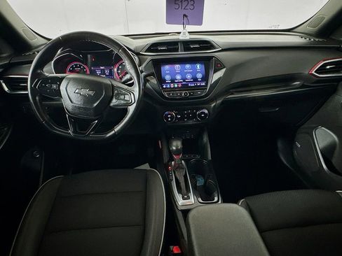 Used 2021 Chevrolet TrailBlazer RS w/ Sun and Liftgate Package image 25