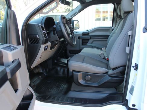 Used 2018 Ford F150 XL w/ Equipment Group 101A Mid image 9