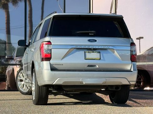 Used 2019 Ford Expedition Platinum image 9