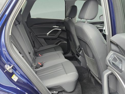 New 2025 Audi Q5 Premium image 14