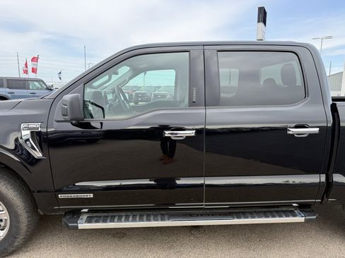 Used 2024 Ford F150 XLT w/ Mobile Office Package image 26