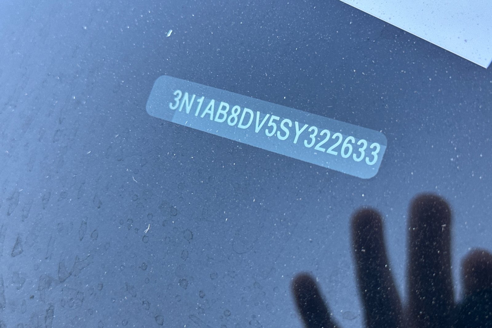 Used 2025 Nissan Sentra SR FWD image 3