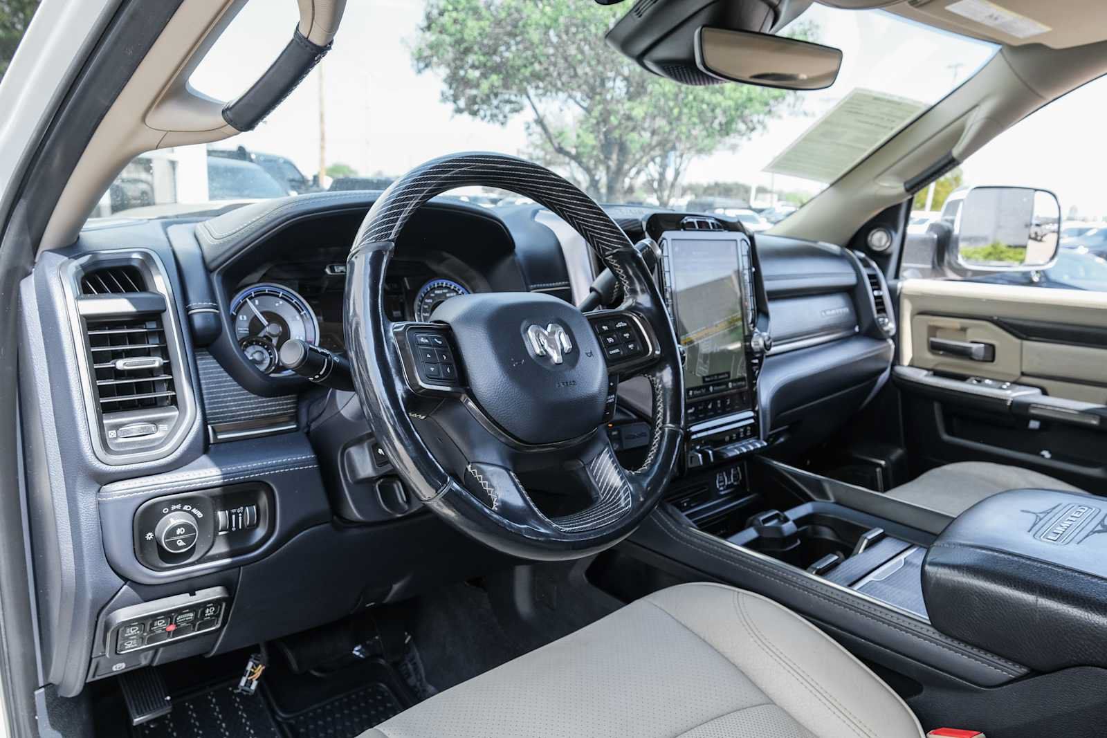 Used 2019 RAM 2500 Limited AWD/4WD image 25