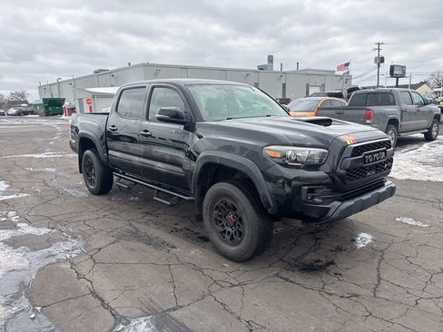 Used 2018 Toyota Tacoma TRD Pro image 4