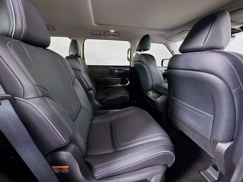 Certified 2025 INFINITI QX80 Luxe image 37