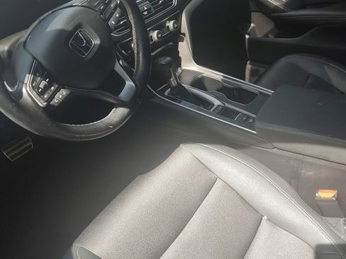 Used 2020 Honda Accord Sport image 5