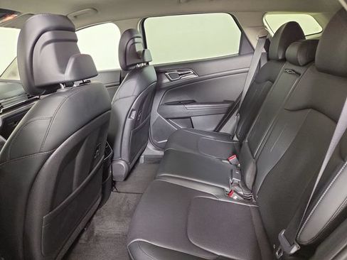 Certified 2023 Kia Sportage EX AWD/4WD image 14