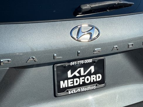 Used 2022 Hyundai Palisade SEL w/ Premium Package AWD/4WD image 28