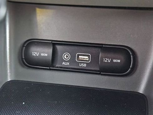 Used 2018 Kia Sportage LX image 25