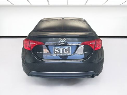 Used 2019 Toyota Corolla SE w/ SE Premium Package FWD image 5