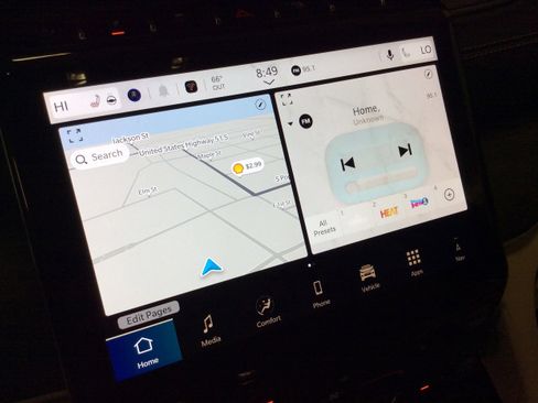 New 2025 Jeep Grand Cherokee Limited w/ Trailer Tow Package image 30