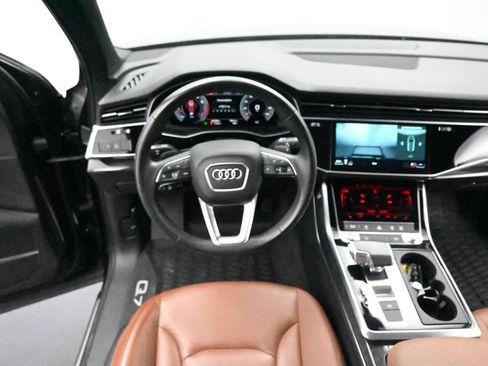 Used 2022 Audi Q7 3.0T Premium Plus w/ Premium Plus Package AWD/4WD image 20