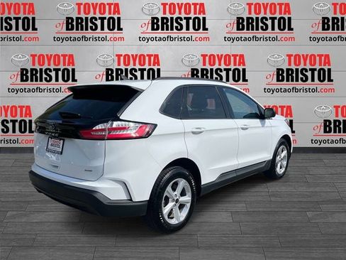 Used 2024 Ford Edge SE AWD/4WD image 3