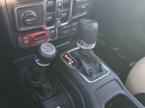 New 2026 Jeep Gladiator Willys AWD/4WD image 19
