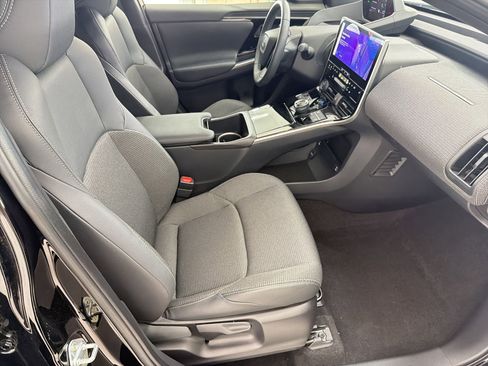 Used 2024 Toyota bZ4X XLE w/ Weather Package image 27