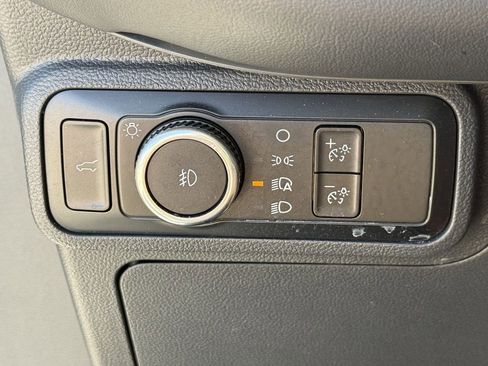 Used 2025 Ford Explorer ST-Line w/ Premium Package RWD image 25