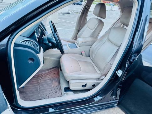 Used 2012 Chrysler 300 Limited RWD image 27