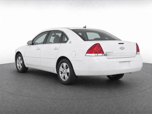 Used 2008 Chevrolet Impala LT FWD image 2