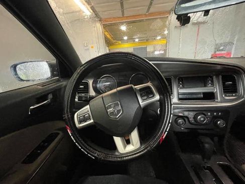 Used 2014 Dodge Charger SE image 33