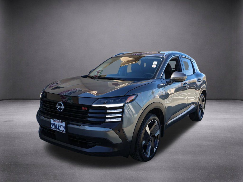 Used 2025 Nissan Kicks SR FWD image 9