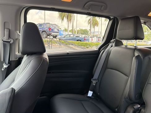 Certified 2024 Honda Odyssey EX-L image 11