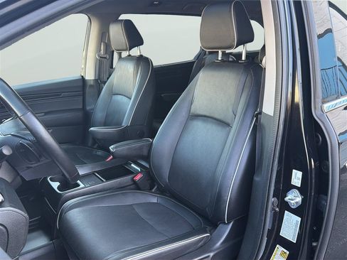 Used 2024 Honda Odyssey Elite image 13