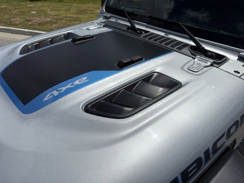 Used 2024 Jeep Wrangler Unlimited Rubicon 4xe image 14