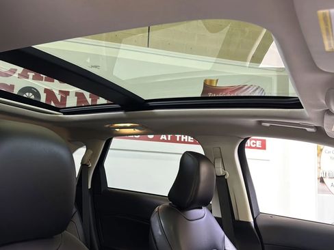 Used 2021 Ford Edge SEL w/ Convenience Package FWD image 20