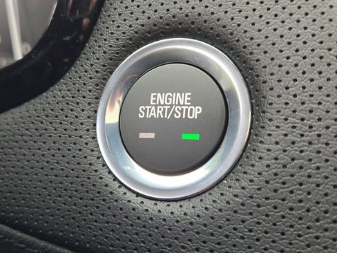 New 2025 Cadillac XT5 Premium Luxury image 32