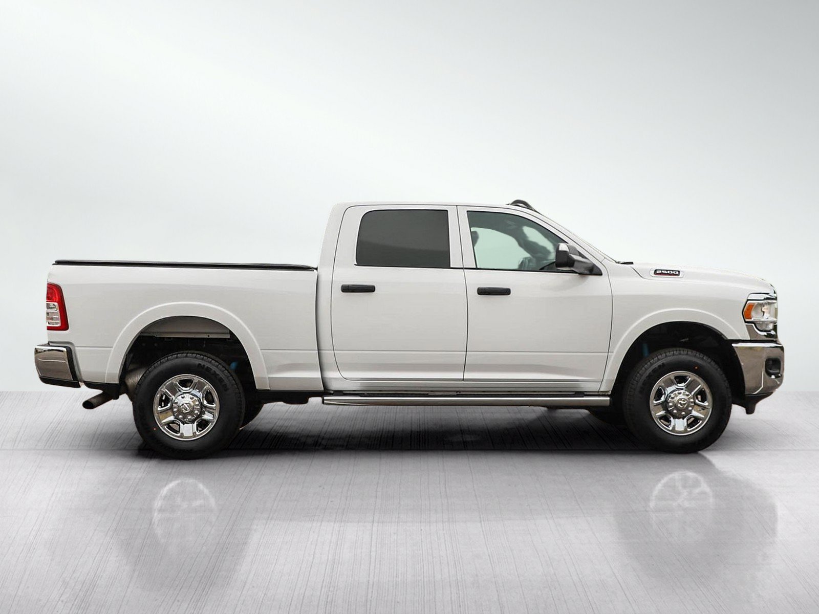 Used 2022 RAM 2500 Tradesman AWD/4WD image 6