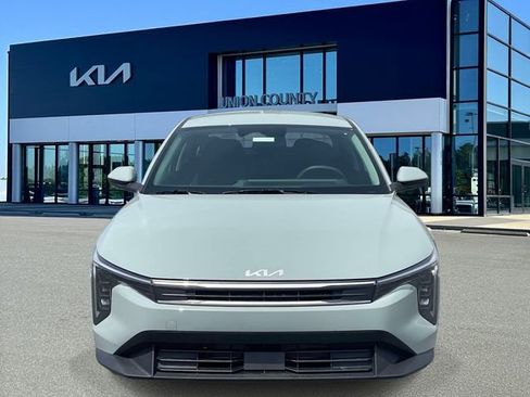 New 2026 Kia K4 LXS image 2