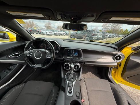 Used 2018 Chevrolet Camaro LT w/ RS Package image 21