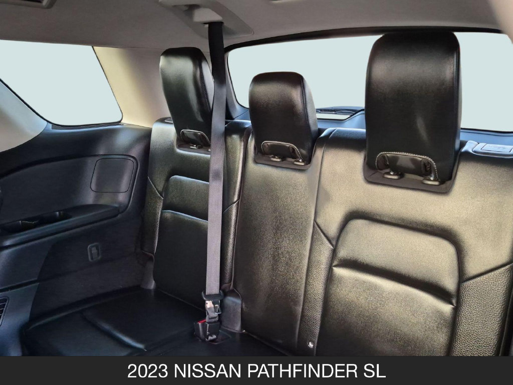Used 2023 Nissan Pathfinder SL FWD image 27