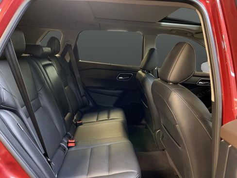 Used 2021 Nissan Rogue SL image 30