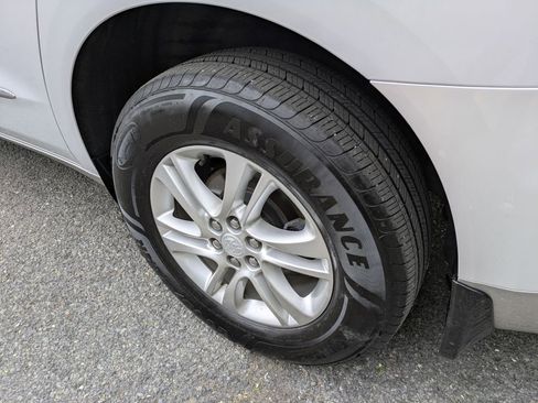 Used 2018 Buick Enclave Premium w/ Trailering Package AWD/4WD image 37