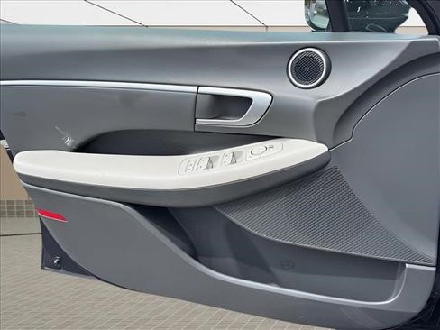 Used 2024 Hyundai Sonata SEL FWD image 20