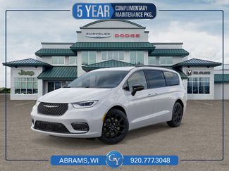 New 2026 Chrysler Pacifica Limited w/ S Appearance Package AWD/4WD video 1