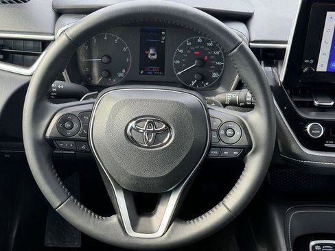 Certified 2025 Toyota Corolla SE FWD image 11