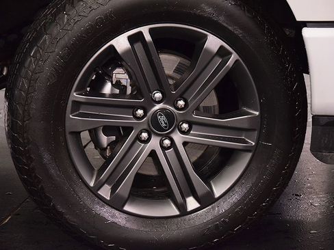 Used 2023 Ford F150 XLT w/ Equipment Group 302A High image 11