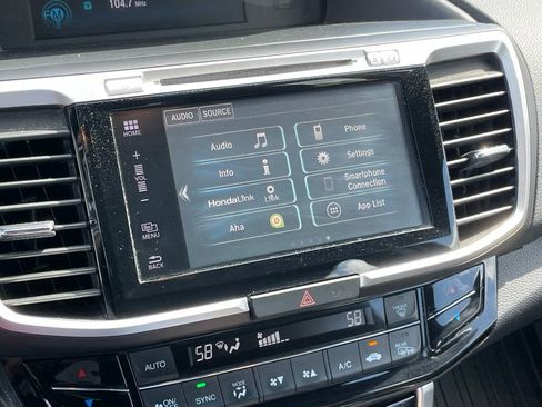 Used 2016 Honda Accord EX-L image 24