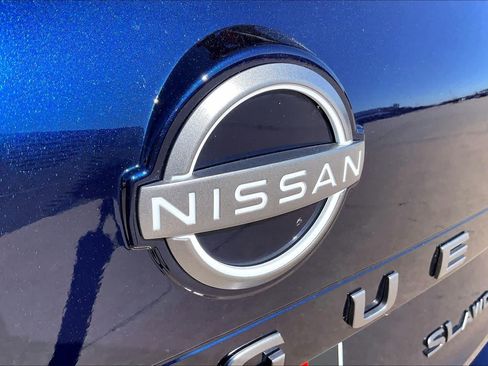 Certified 2025 Nissan Rogue SL AWD/4WD image 29