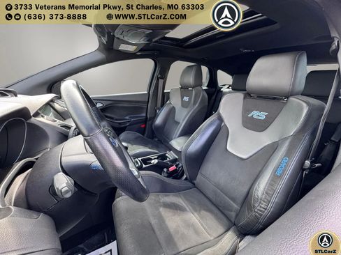 Used 2017 Ford Focus RS AWD/4WD image 9