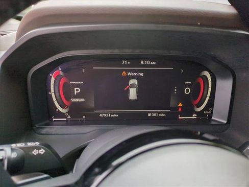 Used 2021 Nissan Rogue Platinum FWD image 11