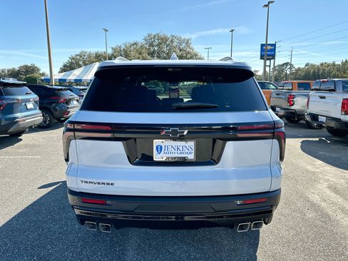 New 2026 Chevrolet Traverse LT image 5