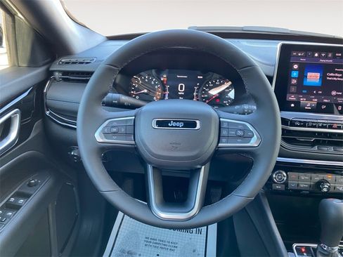 New 2026 Jeep Compass Limited image 12