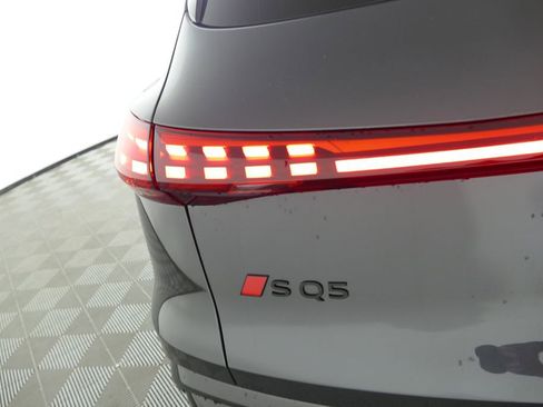 New 2026 Audi SQ5 Premium Plus image 2