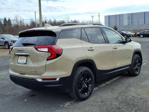 Used 2023 GMC Terrain AT4 image 7